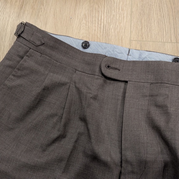 SuitSupply Taupe Tropical Wool Trousers - Size 28 to 32 - Picture 2 of 5
